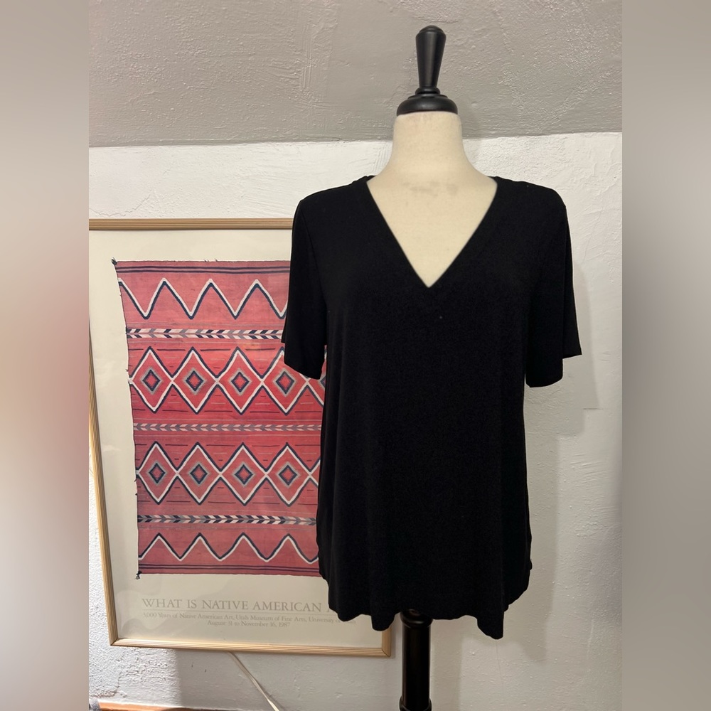 JJill Black Tunic Top